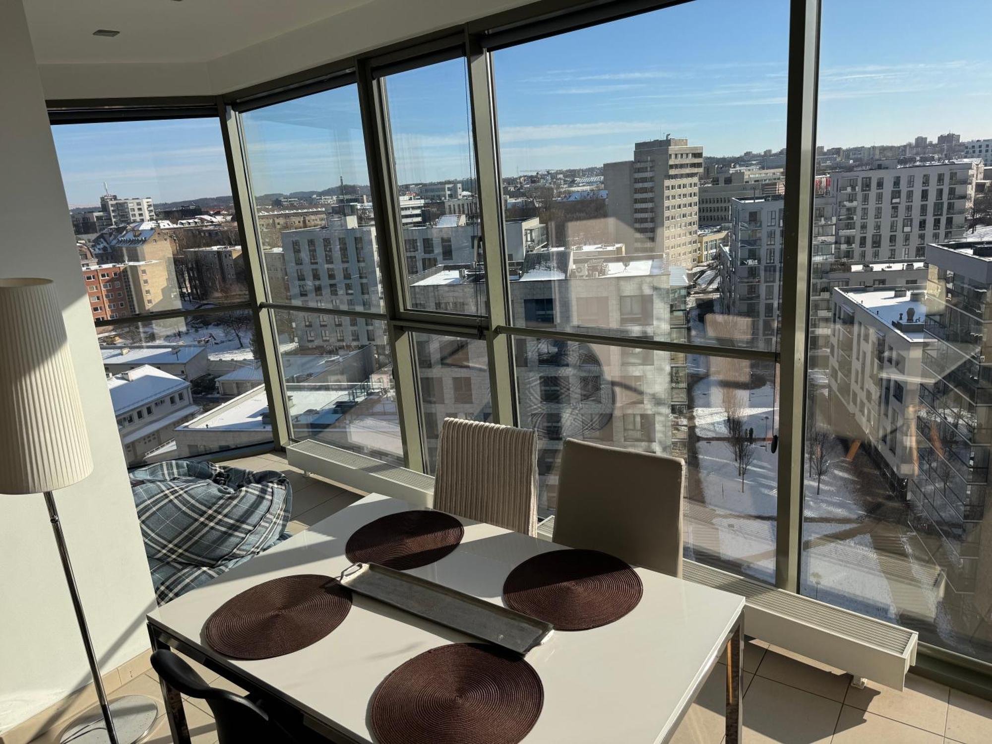 Leilighet Helios Luxury In Skyscraper